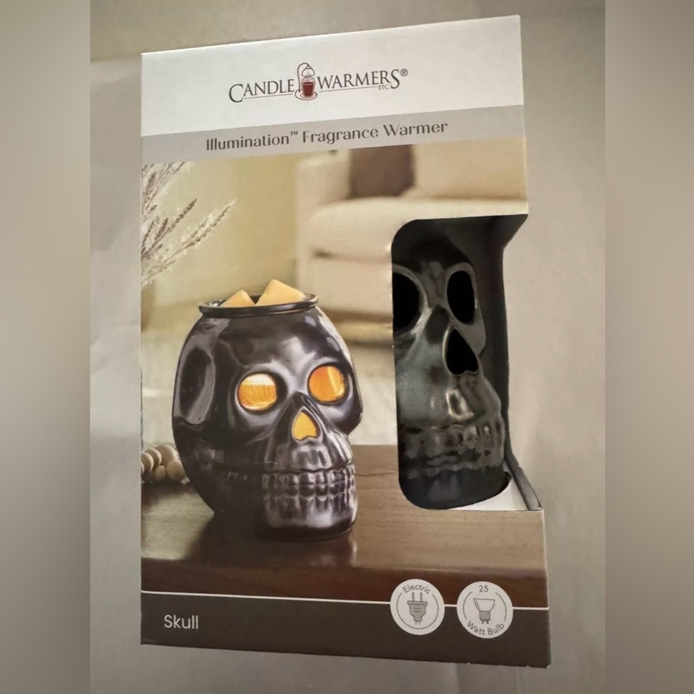 Candle Warmers Gunmetal Skull Illumination Fragrance Warmer NIB
